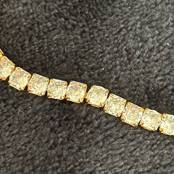 Cubic zirconia tennis necklace - BEAUTIFUL! - Picture 3 of 4